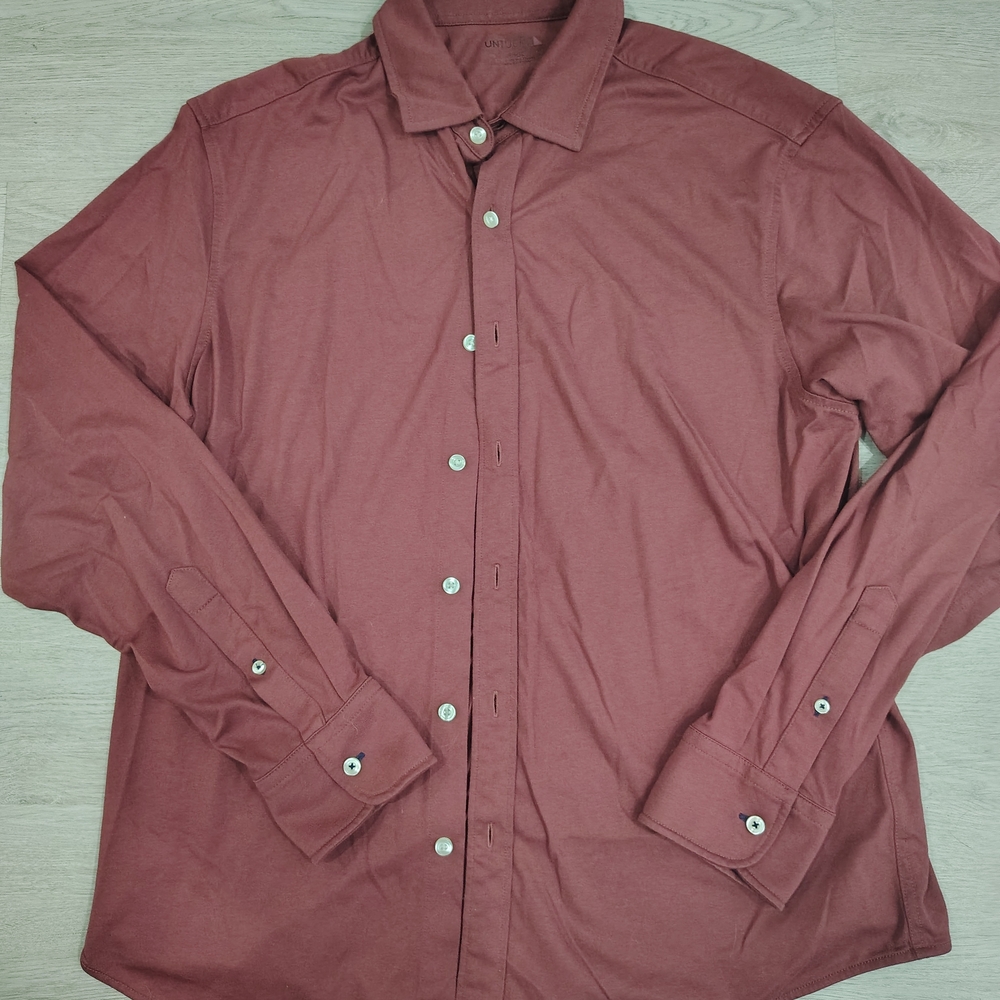 UNTUCKit Men's Maroon Casual Button Down Shirt